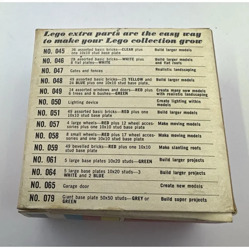 Vintage 1969 LEGO Samsonite Set 045-2 Assorted Parts Clear Bricks w Base